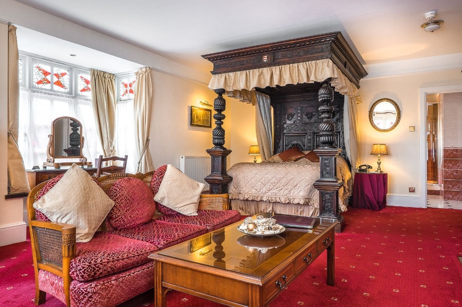 Gallery image 8: the-two-bridges-hotel
