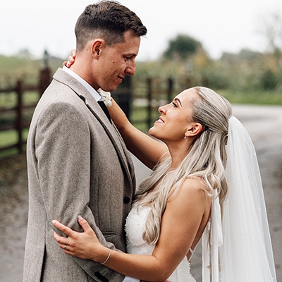 Real Weddings: Childhood sweethearts
