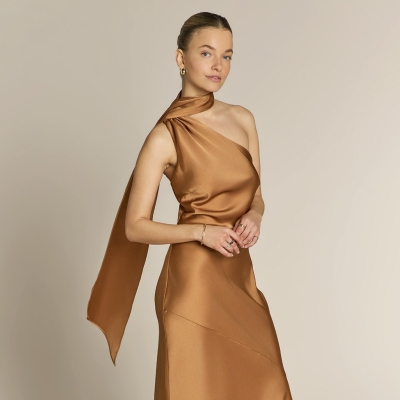 Fashion News: REWRITTEN LONDON PRESENTS THEIR NEWEST BRIDESMAIDS STYLES, WITH COLOUR DOING MOST OF THE TALKING